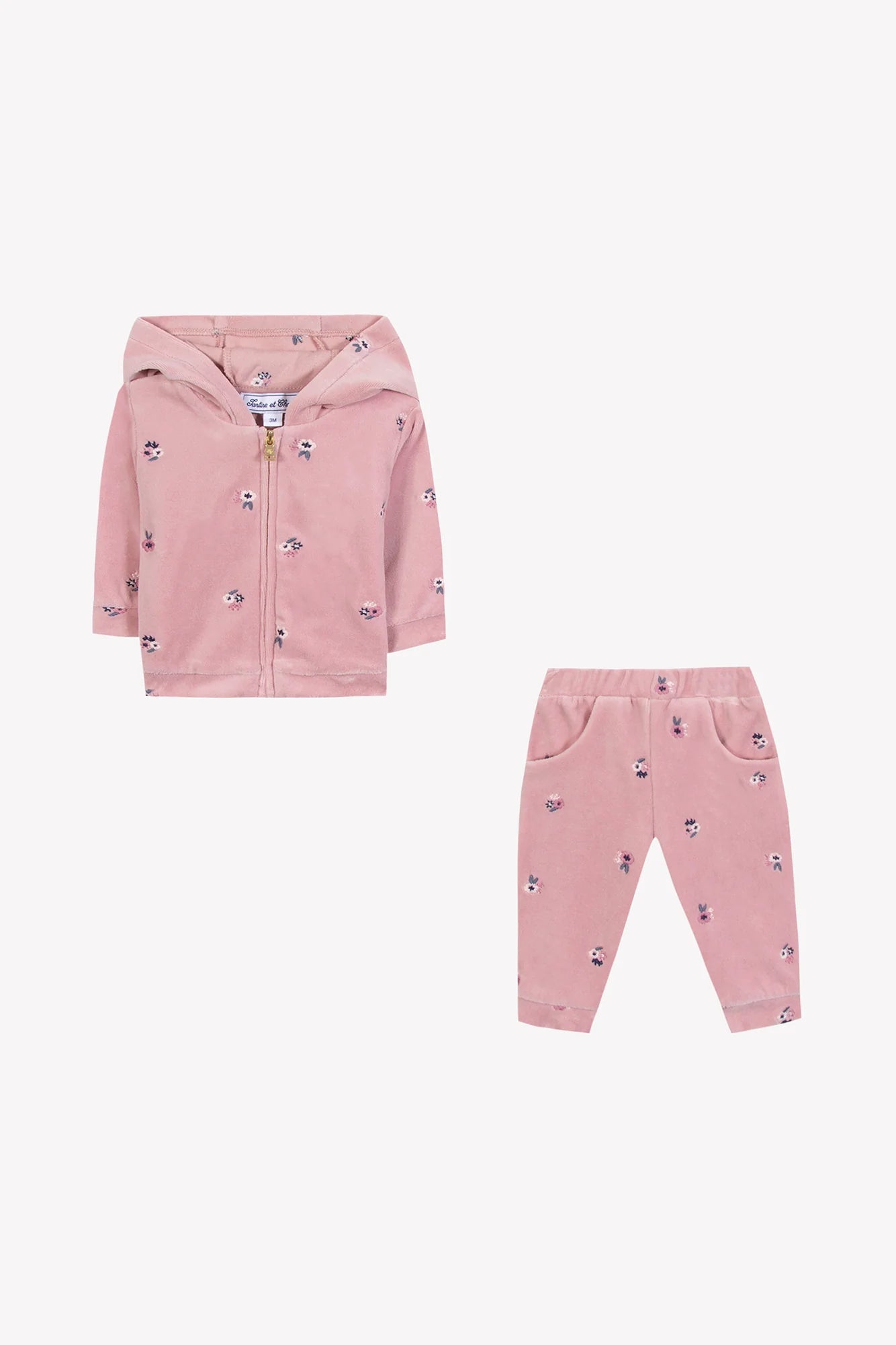Tartine Flower Embro Velour Jogger Outfit