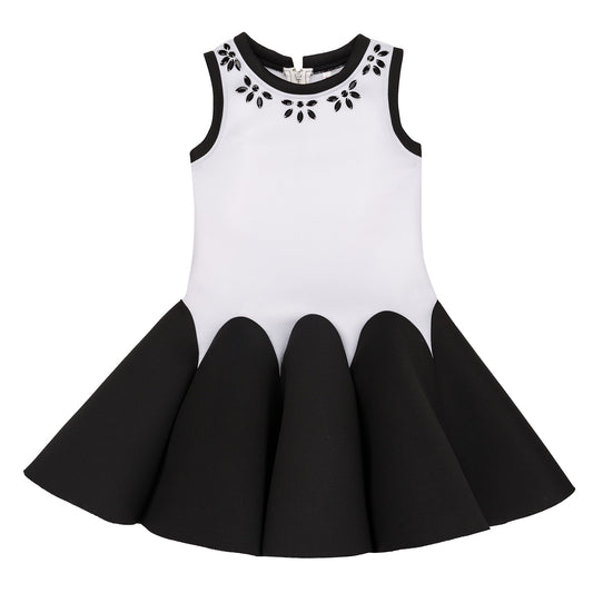 Deux par Deux - TuesdaysChild.com