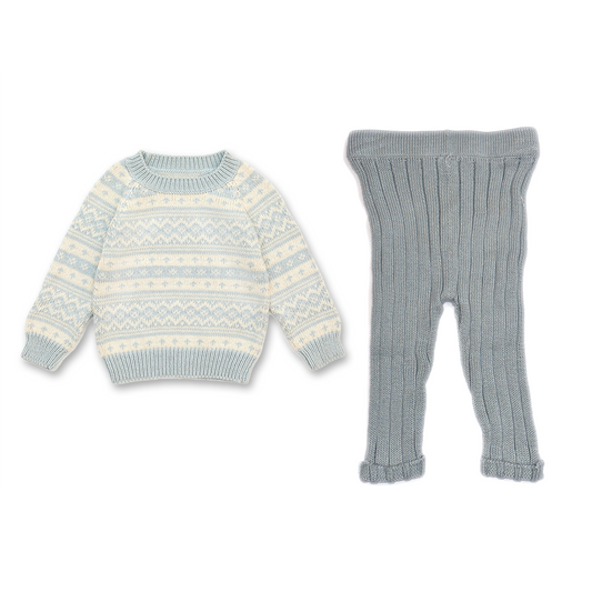 Tun Tun Knit Winter Sweater & Legging Outfit