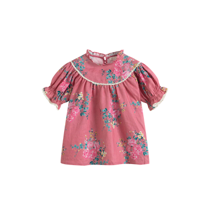 Cera Una Volta July Kaya Outfit