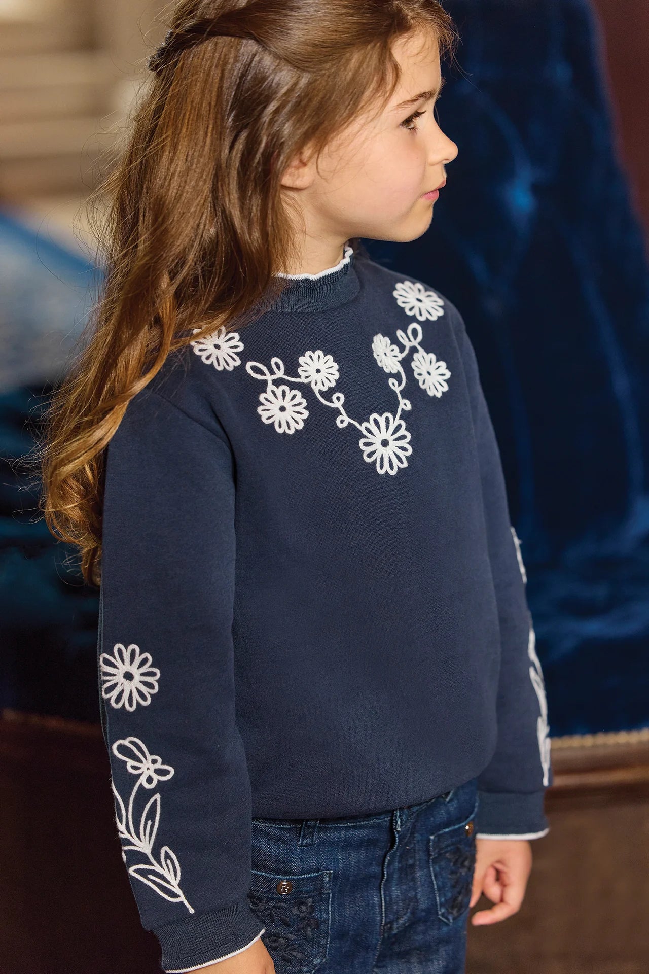Tartine LS Flower Embroidery Sweatshirt