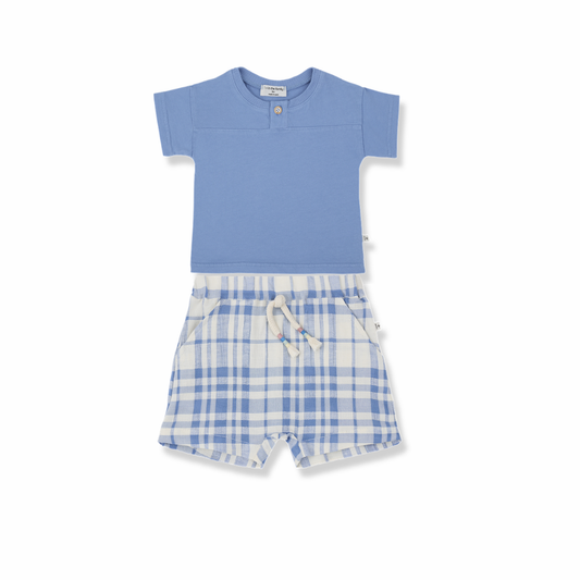 One + Family Ciutadella Gola Outfit