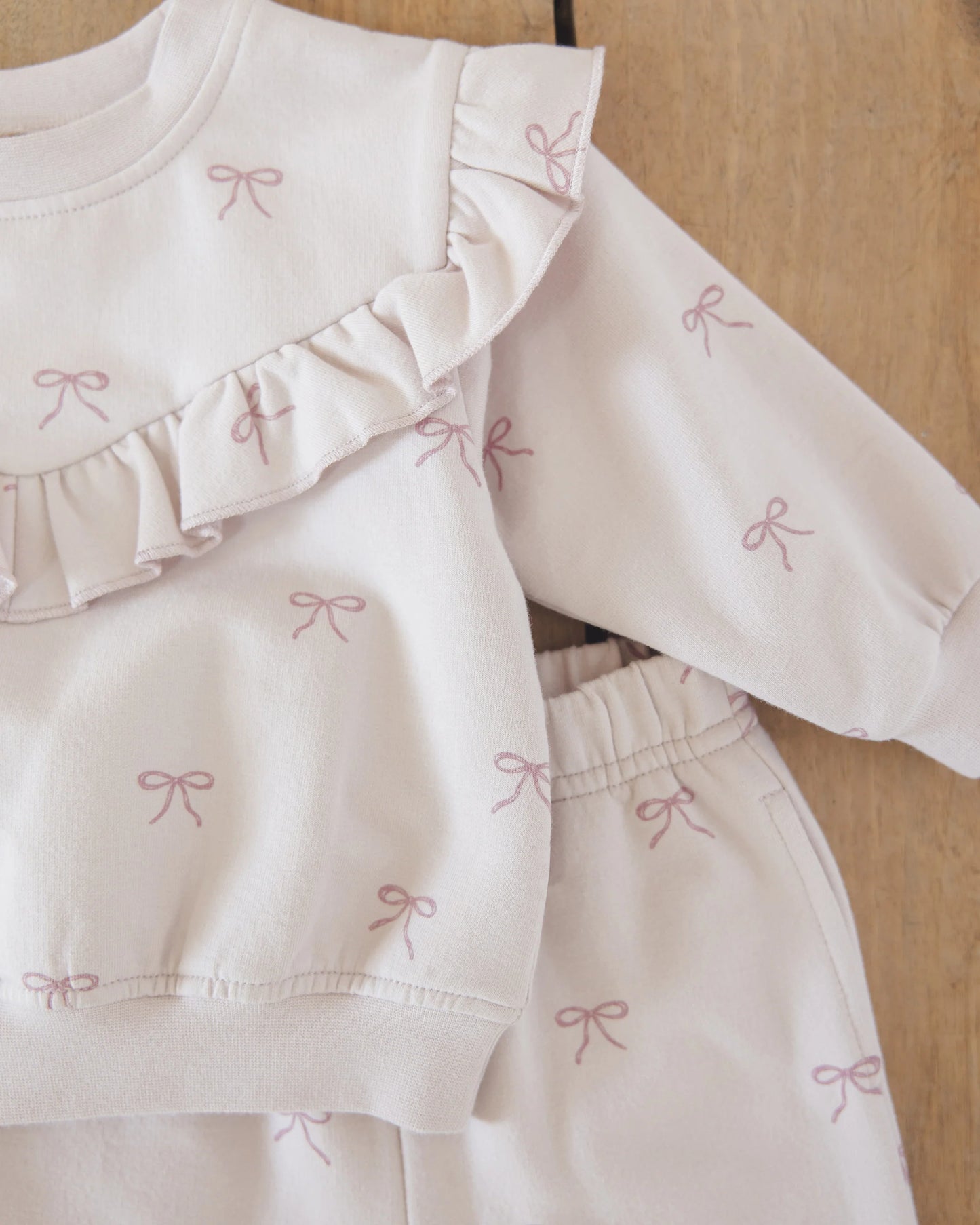 Quincy Mae Ruffle Sweatshirt & Sweatpant Outfit
