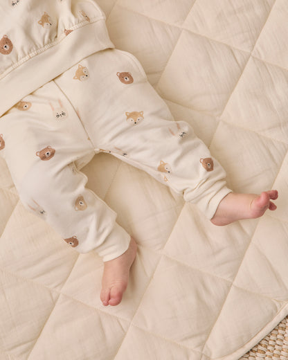 Quincy Mae Sweatshirt & Pant Outfit