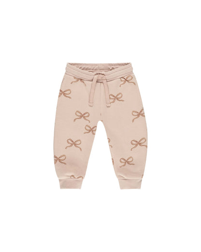Rylee + Cru Relaxed Sweatshirt & Legging Outfit