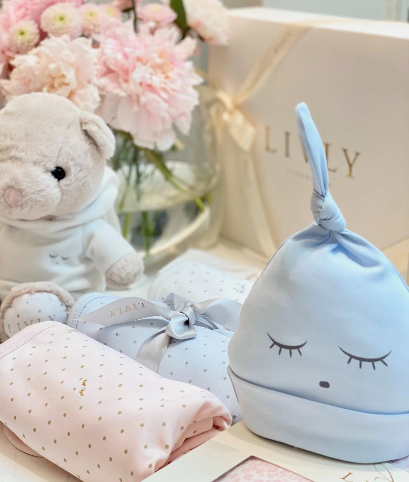 Livly Saturday Blanket