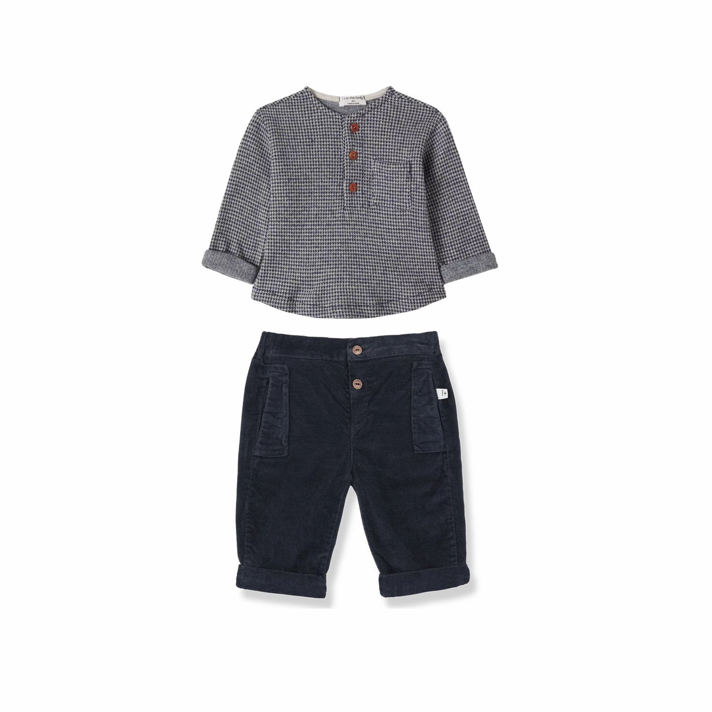 One + In the Family Nuoro Bologna Outfit