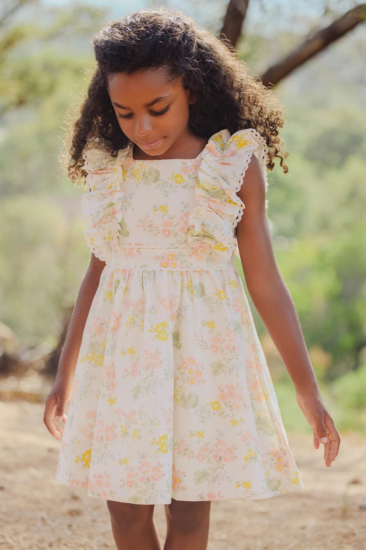 Tartine Sleeveless Floral Linen Dress w/ Embro Detail