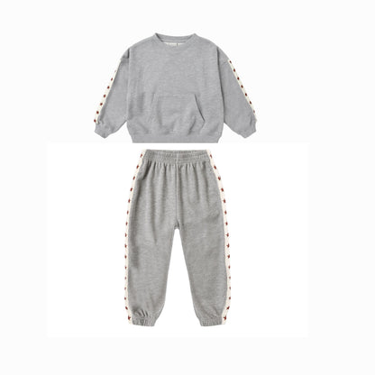 Rylee + Cru Pouch Pocket Sweater & Sweatpants Set